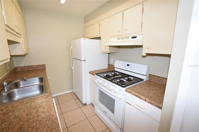 Building Photo - 3213 Split Willow Dr