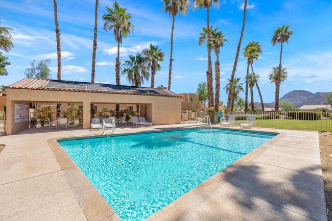 Building Photo - 49069 Mariposa Dr