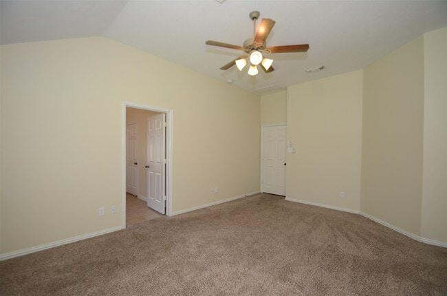 Building Photo - 23207 Dewflower Dr