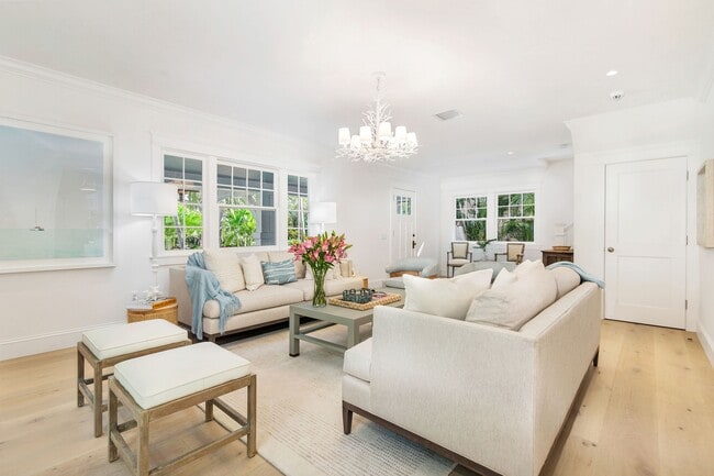 Building Photo - 142 Seabreeze Ave