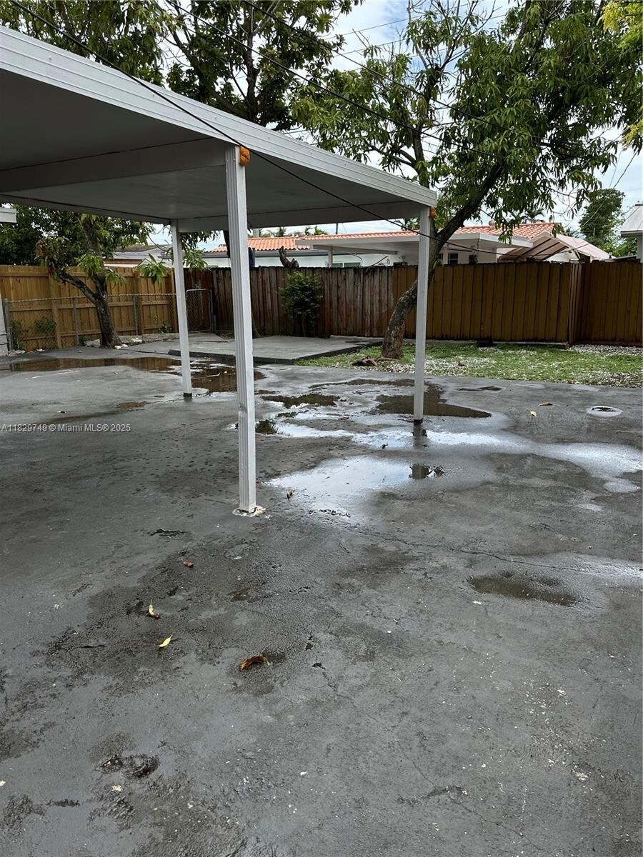 Building Photo - 9320 SW 46th Ter