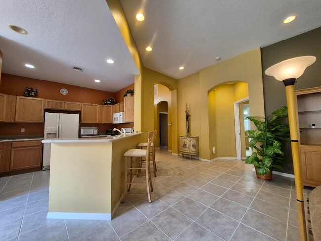 Building Photo - 12654 Via Ravenna