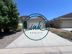 Building Photo - Single Family Home for Rent on Dayton Vall...