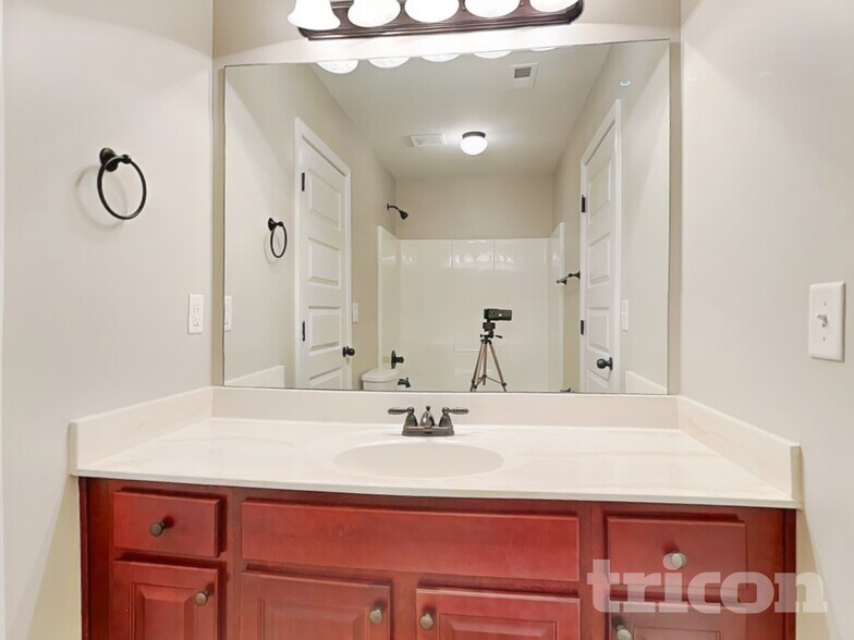 Building Photo - 4244 Caveat Ct