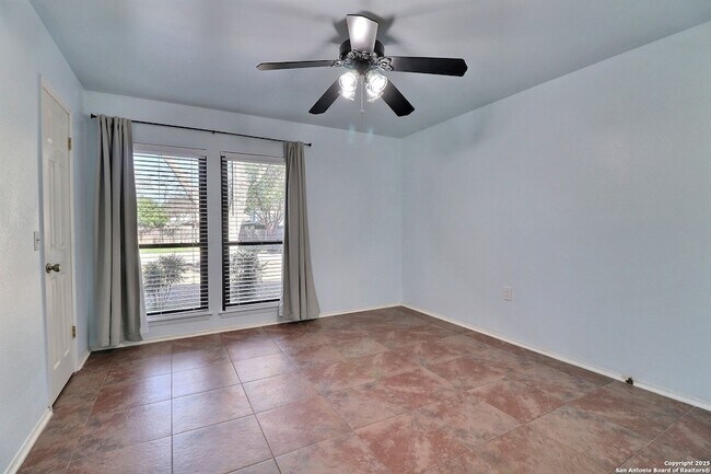 Building Photo - 11025 White Sands St