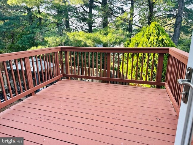 Building Photo - 22 Alden Ct