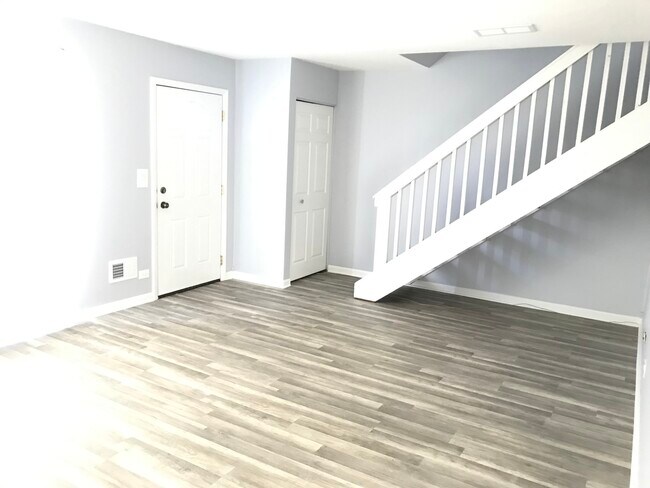 Building Photo - 1858 Stockton Dr