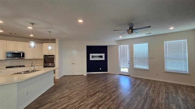 Building Photo - 20915 Westgreen Spgs Dr