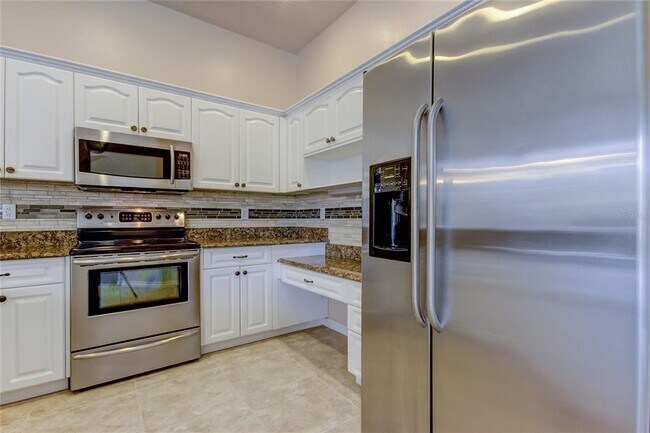 Building Photo - 3773 Pendlebury Dr