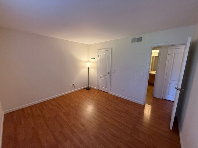 Building Photo - 2 Bedroom Apartment in Il Palio, Rancho Be...