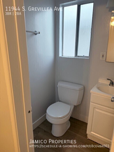 Building Photo - 11944 S Grevillea Ave