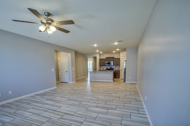 Building Photo - 11491 Summer Dr