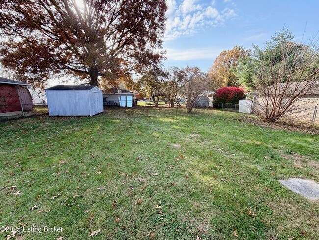 Building Photo - 5100 Miles Ln