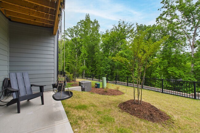 Building Photo - 4730 Cypress Tree Ln
