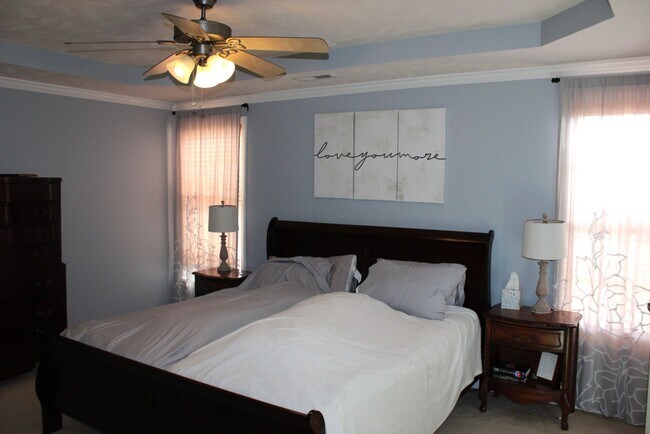 Building Photo - Beautiful Home in Hubert