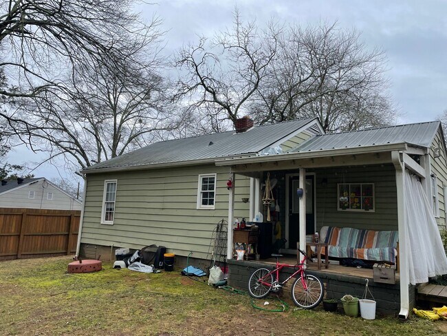 Building Photo - 3BR Close to the Heart of Normaltown