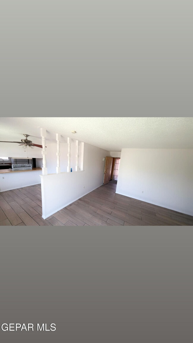 Building Photo - 11516 Jim Ferriell Dr