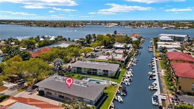 Building Photo - 1417 Chesapeake Ave