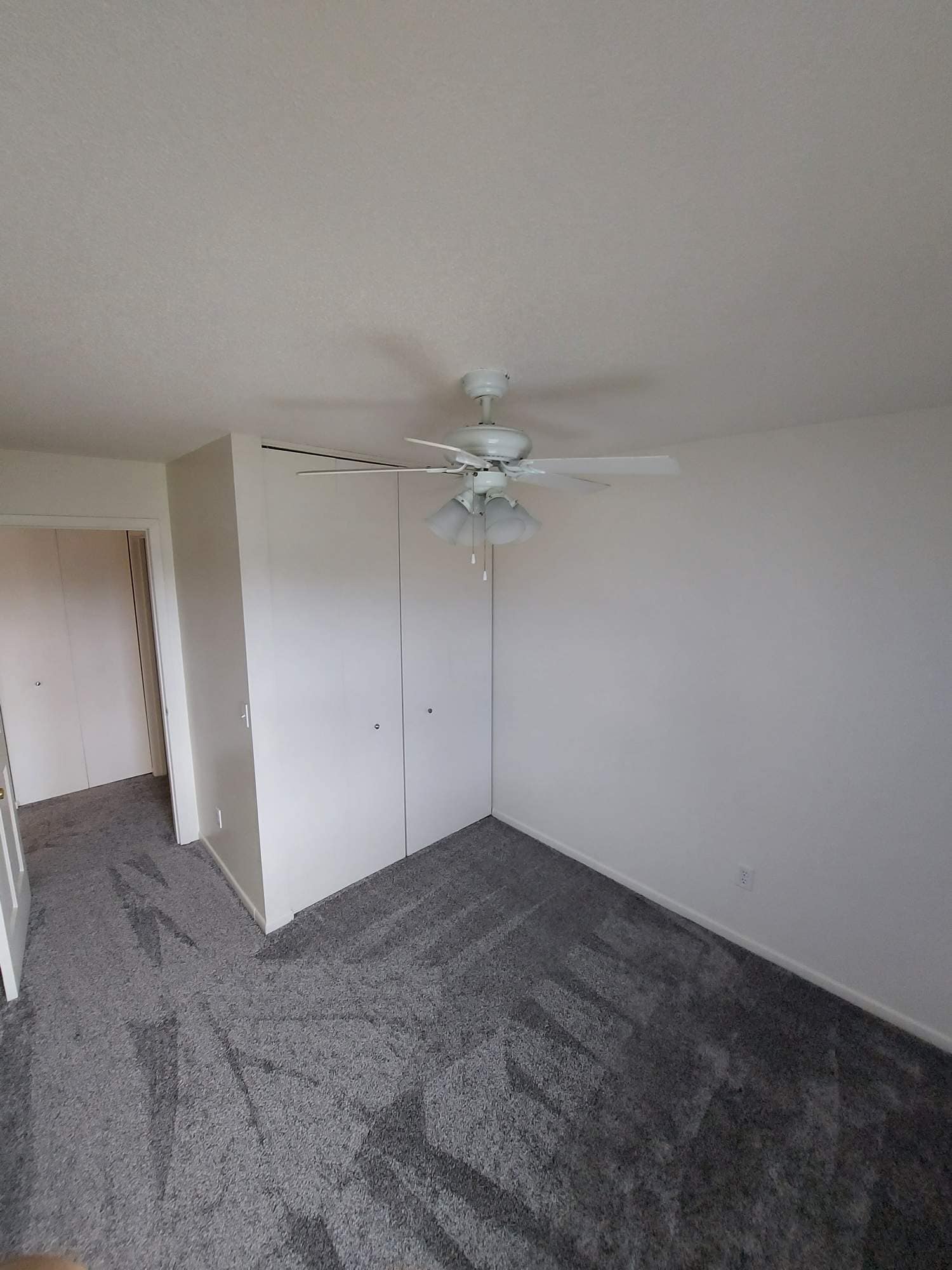 Building Photo - 530 Korb St