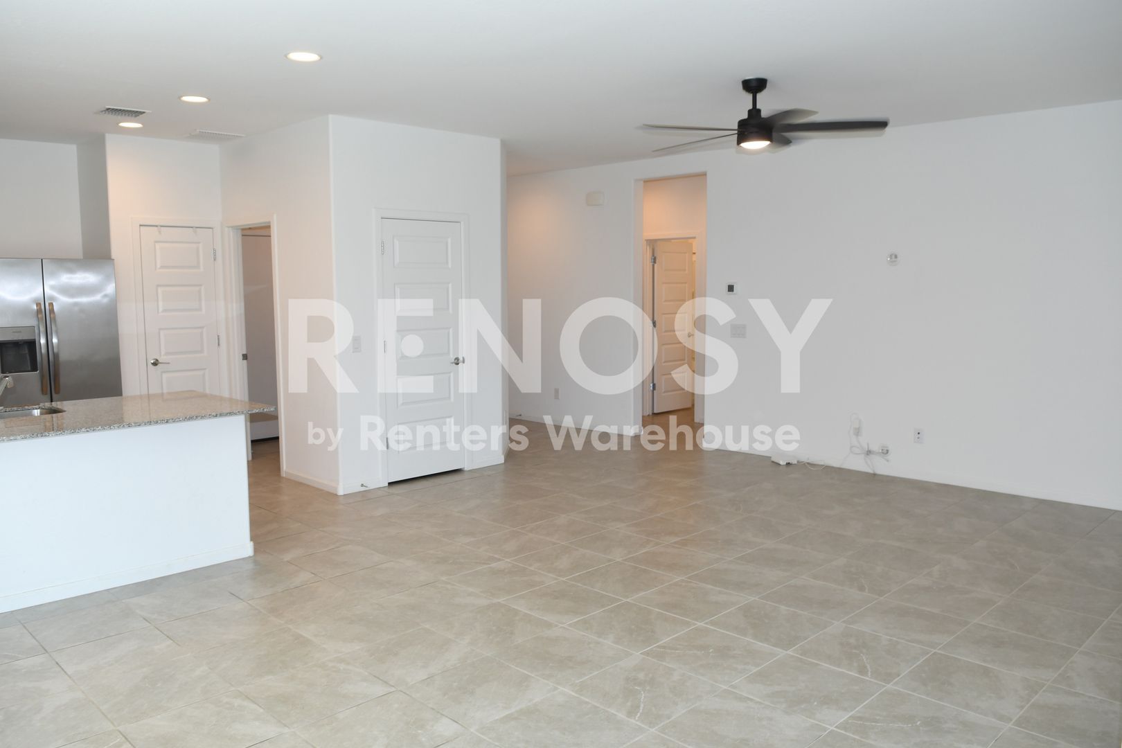 Building Photo - 9449 W Montecito Ave