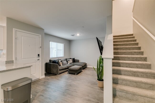 Building Photo - 12349 Golden Wreath Rd