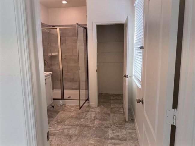 Building Photo - 279 Sunfish Dr