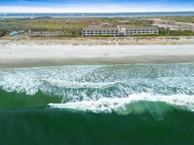 Building Photo - 3385 Coastal Hwy