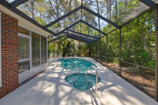 Building Photo - 1467 Oakmont Pl