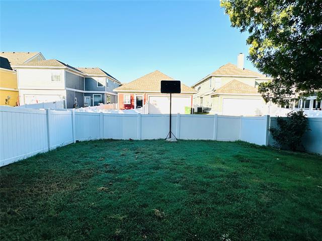 Building Photo - 10410 Cedar Lake Dr