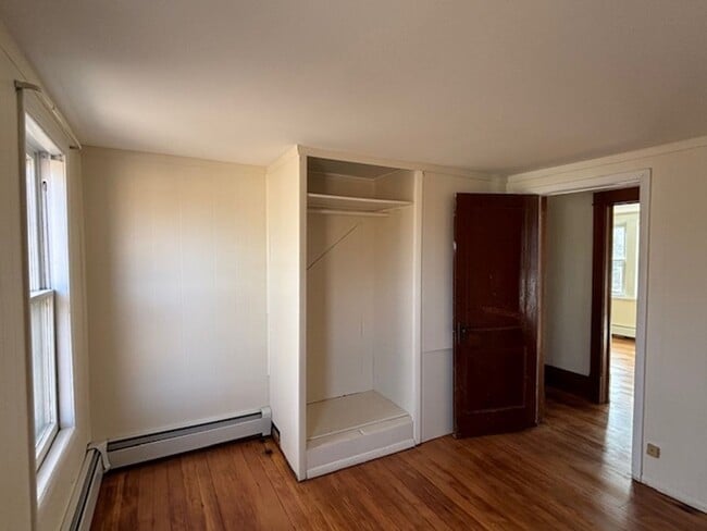 Building Photo - 2 BR/1 BA Single-Family Home in the Mac-Groveland Neighborhood!