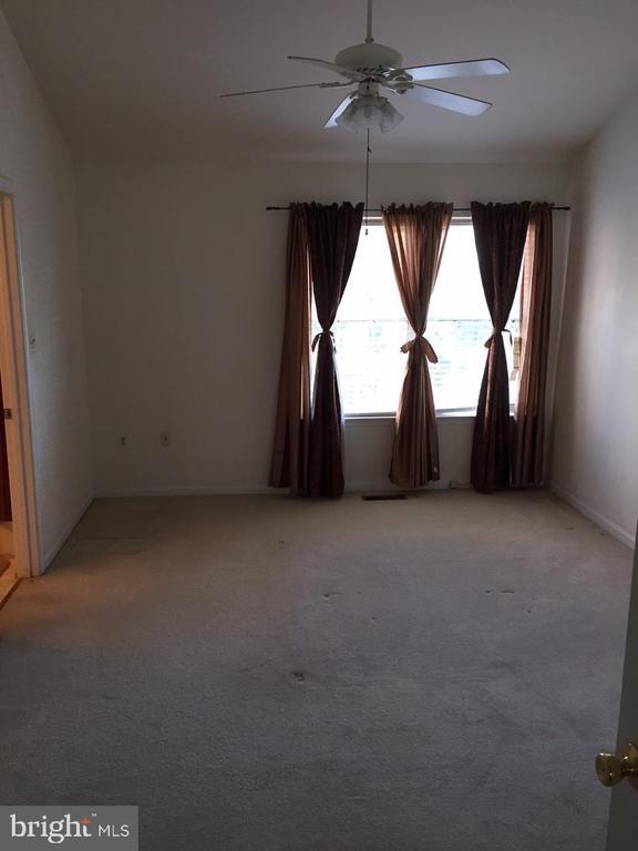 Building Photo - 2503 Clover Field Cir