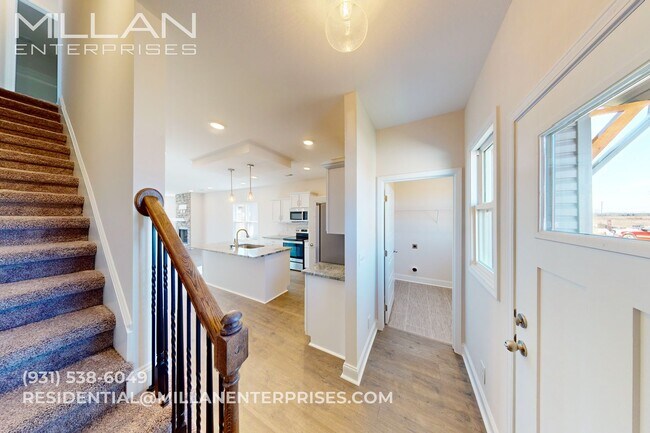Building Photo - Beautiful 3-Bedroom Home with Modern Finishes, Stainless Steel Appliances, and Attached Garage