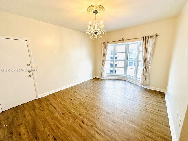 Building Photo - 540 15th St