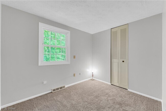 Building Photo - 7400 Brenel Dr