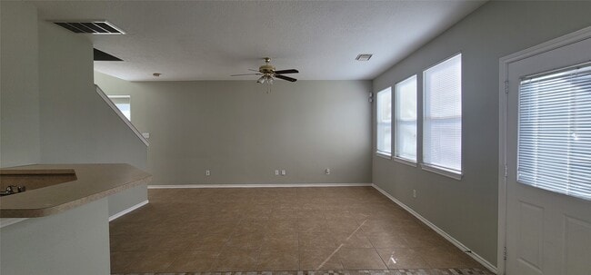 Building Photo - 14426 Mooreview Ln