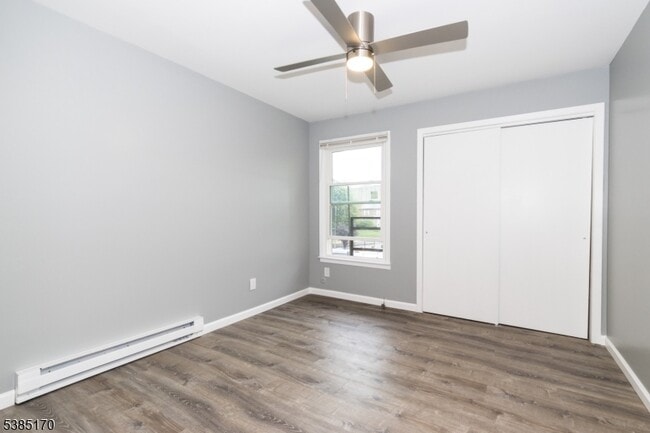 Building Photo - 190 Park St