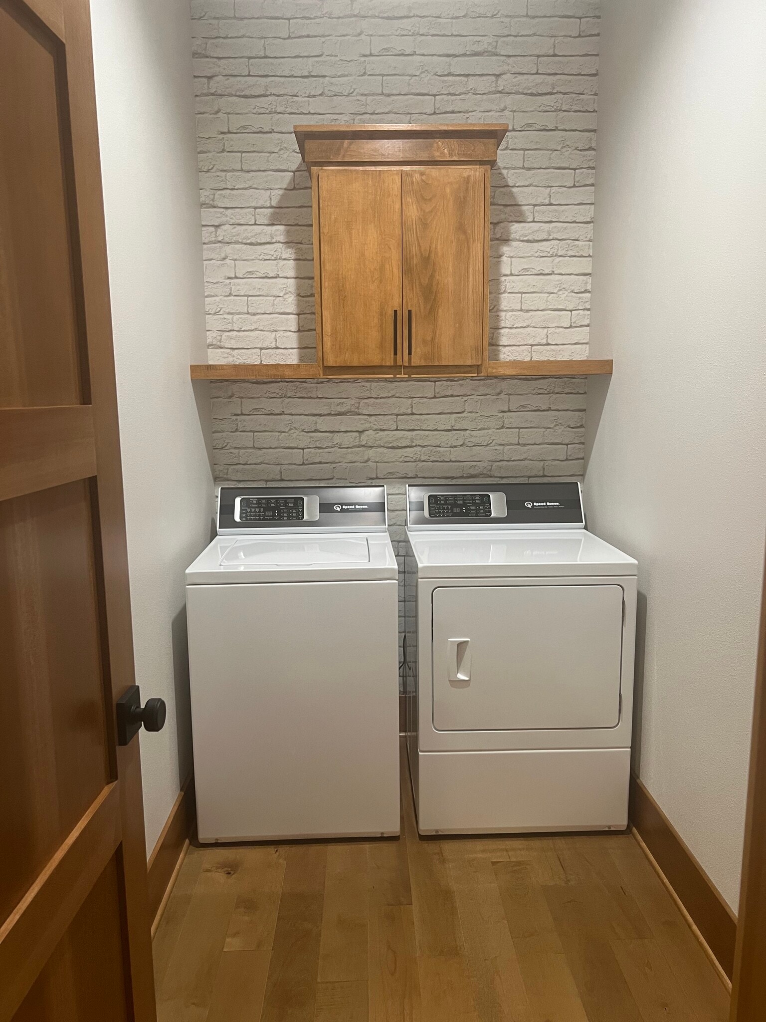 Laundry Room - 324 9th St