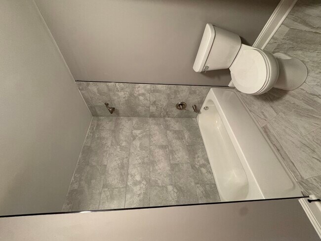 Building Photo - 7819 Garden Ln