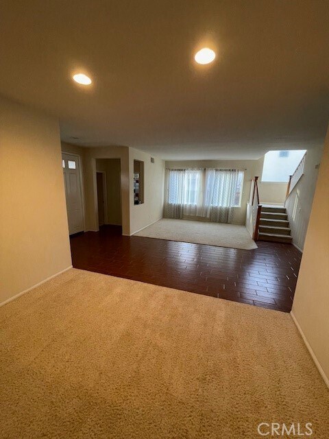 Building Photo - 42621 Hussar Ct