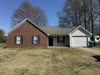 Building Photo - 812 Beaver Rd
