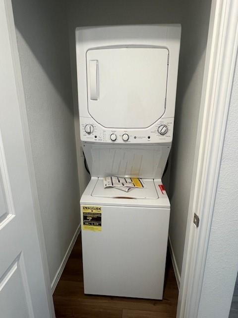 Building Photo - 2215 Cyclone Dr