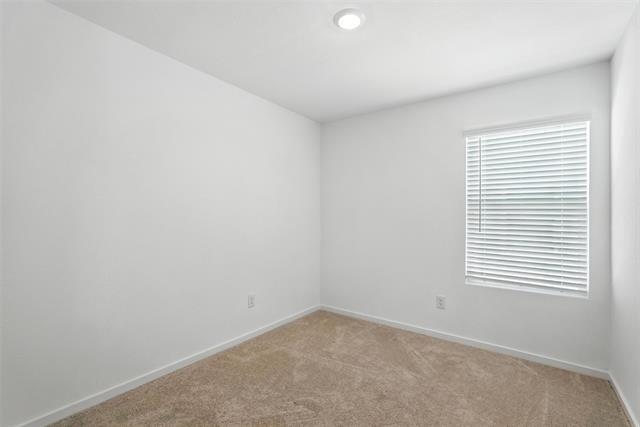 Building Photo - 926 Woodstork Wy