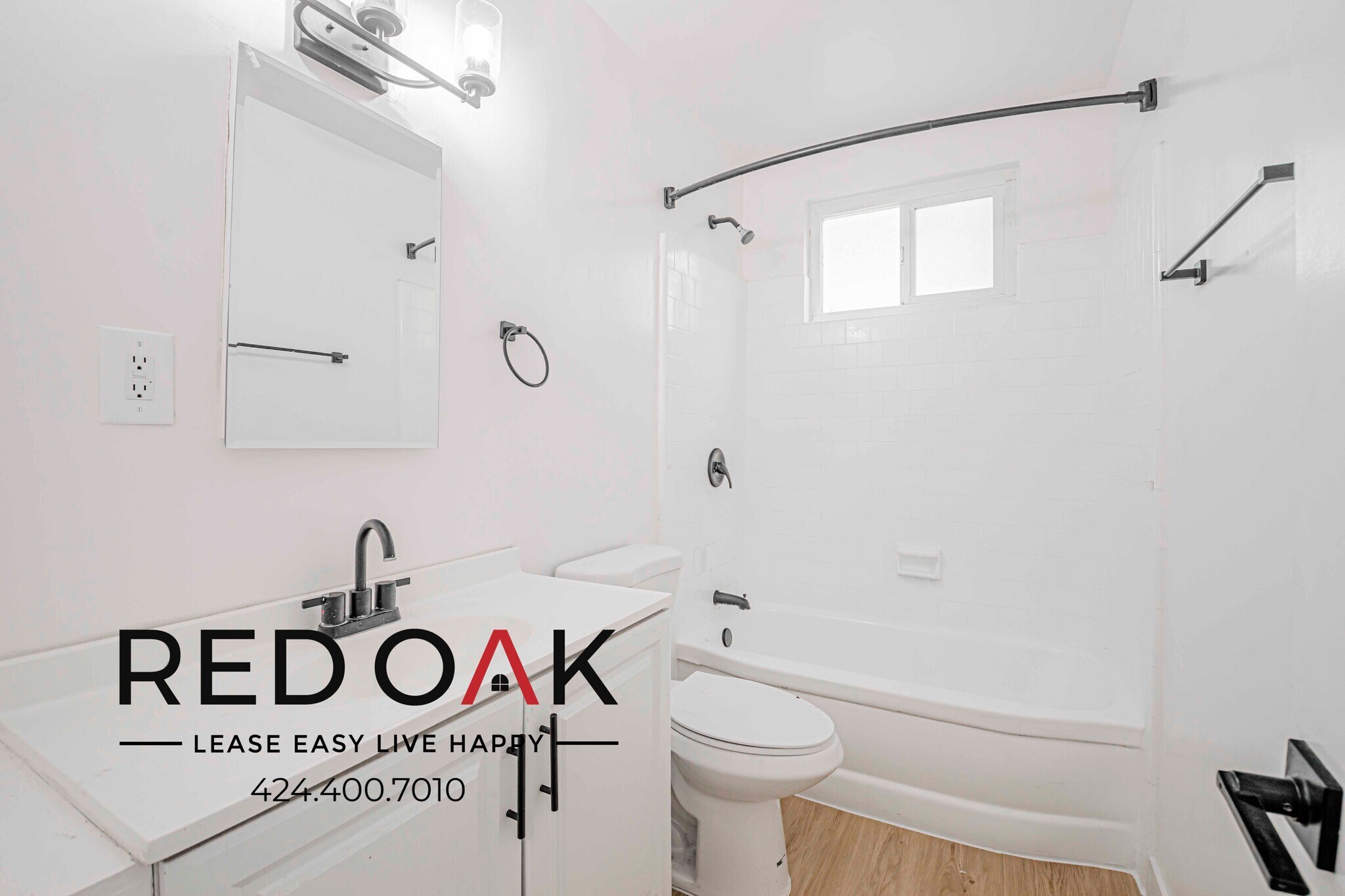 Building Photo - 1800 W Glencrest Ave