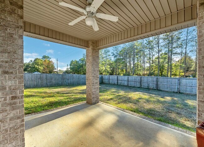 Building Photo - 3589 Autumn Woods Dr