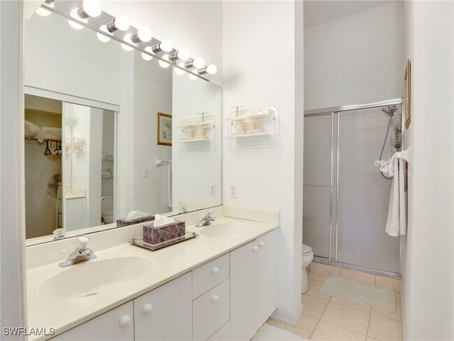 Building Photo - 5015 Cedar Springs Dr