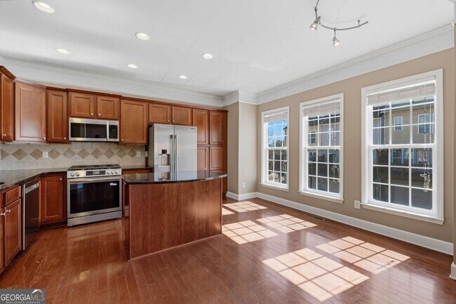 Building Photo - 2117 Wylmoor Way