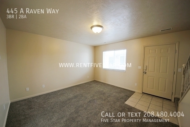 Building Photo - 445 A Raven Way