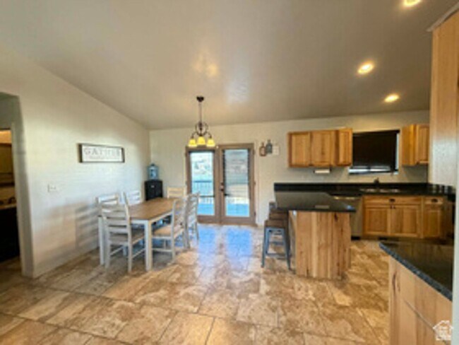 Building Photo - 2095 W 4100 N