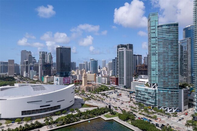 Building Photo - 888 Biscayne Blvd