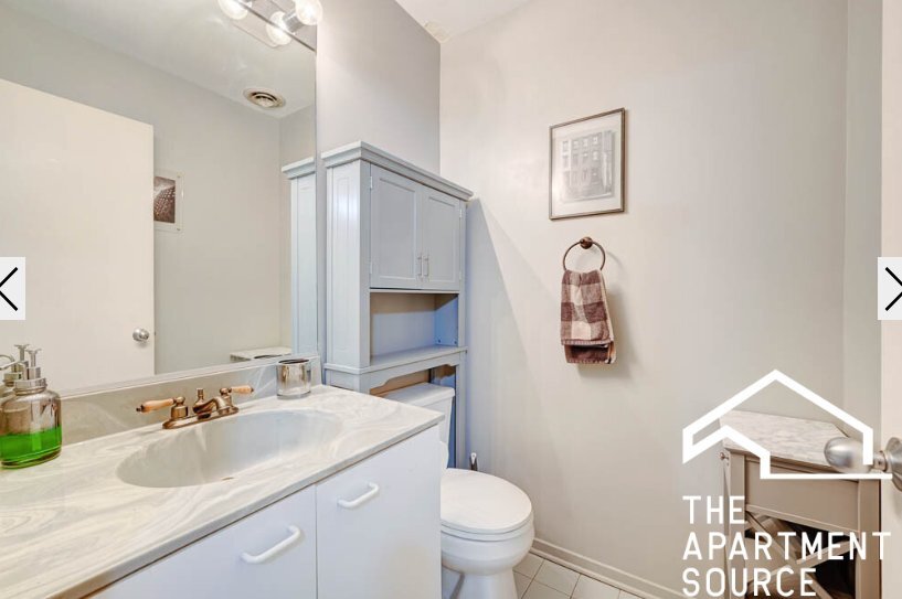 Building Photo - 1760 W Wrightwood Ave